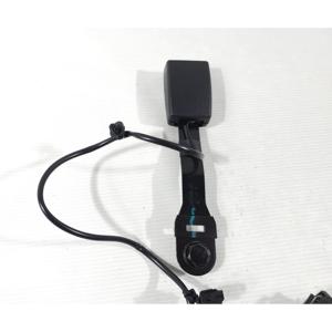 Gancho del Cinturón de Seguridad Delantero Derecho Serie 5.0 406000161AA (19>) - Product Image 3