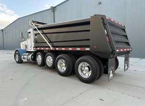 Camión Volquete Peterbilt 379 (EF) 2024 - Product Image 2