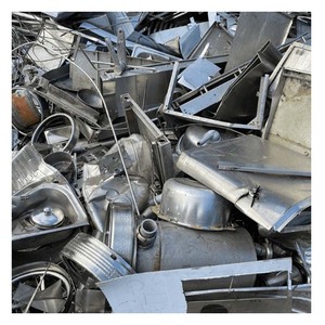 Déchets d'acier inoxydable de qualité HMS de haute qualité, antirouille et spécifiques à l'expédition pour les applications de fusion et d'alliage - Product Image 4