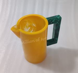 เหยือกน้ำทำจากเรซินสีฟ้าเทาแบบทันสมัยด้ามจับเป็นมิตรกับสิ่งแวดล้อมสำหรับดื่มน้ำผลไม้กาแฟชาบ้านร้านอาหารดื่ม - Product Image 2