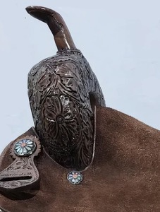 Hot Bán Nâu Da Tự Nhiên Tay Dụng Cụ Hoa Khắc Ghế Với Độn Bead Thiết Kế Studded Yên Ngựa Của Các Nhà Sản Xuất - Product Image 2