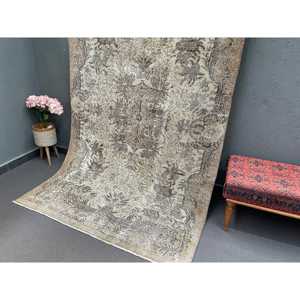 5.1x8.1 ft Large Vintage Turkish Rug, <b>Brown</b> Floral <b>Wool</b> Rug - Product Image 3