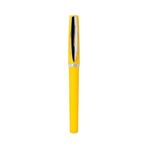 ปากกาโรลเลอร์บอลโปรโมชั่นแบบกำหนดเองโดย Kasty - Product Image 1