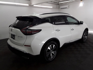 Nissan Murano SV AWD 2023 Usado Limpio con Volante a la Izquierda/Derecha - Product Image 5