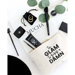 กระเป๋าเครื่องสำอางผ้าแคนวาสลายตัวอักษรพกพาสะดวก ดีไซน์ทันสมัย สวยหรูจนต้องหลงรัก - Product Image 2