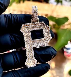 Nuevo Colgante de Letra Hip Hop con Diamantes Moissanite VVS Certificados por GRA, Chapado en Oro sobre Plata 925, en Venta - Product Image 1
