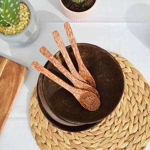 Las cucharas de coco de calidad superior, son respetuosas con el medio ambiente, se deben tener accesorios en la cocina hechos a mano en Vietnam - Product Image 6