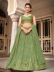 Lehenga semicompuesta de Georgette y blusa sin coser con dupatta - Product Image 2