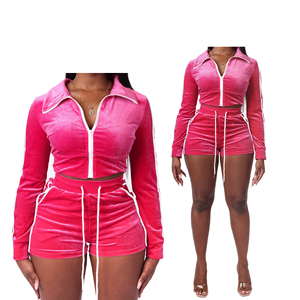 Ensemble de survêtement pour femme en velours à manches courtes et fermeture éclair intégrale avec logo en strass personnalisé, dentelle douce, tenue d'été, short de jogging deux pièces - Product Image 4