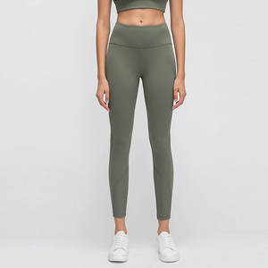 Ensemble de vêtements de yoga et de fitness pour femmes, soutien-gorge de sport à séchage rapide, pantalon ou short de yoga serré, ensemble de 2 pièces pour l'entraînement, tenue de sport sexy à dos nu - Product Image 4
