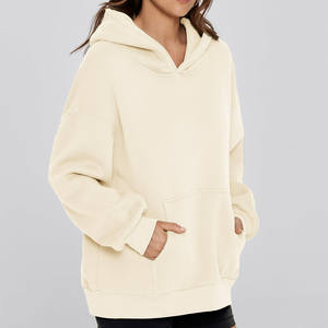 Sudaderas con capucha de mujer con hombros caídos y ajuste holgado de diseño personalizado, ropa de calle de punto, sudaderas con capucha de gran tamaño con estampado personalizado para mujer y sudadera - Product Image 4