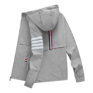 เสื้อแจ็กเก็ตกันลม2025ของผู้ชายกีฬากันลมดีไซน์ใหม่สำหรับฤดูหนาว - Product Image 3