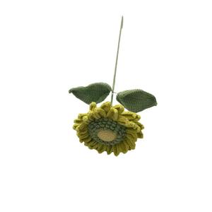 Muñeca de Girasol de Ganchillo Hecha a Mano de Doble Capa para Halloween y Navidad - Perfecta para Regalos Navideños - Product Image 5