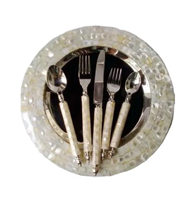 ชุดมีดสแตนเลสสำหรับใช้ในครัวเรือนชุดมีดตัดชีสด้ามจับฝังกระดูกดีไซน์หรูหรา - Product Image 1