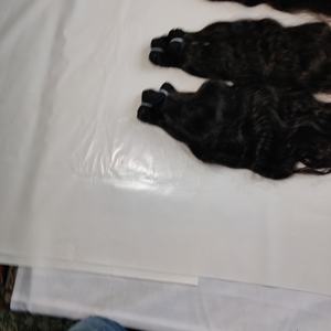 Extensiones de Cabello Indio Remy 100% Naturales, Onduladas y Sedosas, sin Procesamiento Químico, con Cutícula Alineada, Venta al Por Mayor - Product Image 3