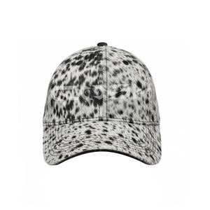 Gorra de Béisbol Hecha a Mano de Piel de Vaca con Pelo Blanco y Negro - Product Image 1