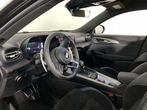 Sedán Diésel Hornet R/T AWD 2024 Usado en Buenas Condiciones con Asientos de Cuero, Interior Oscuro, Neumáticos R17, Volante a la Izquierda y Control de Crucero Adaptativo - Product Image 5