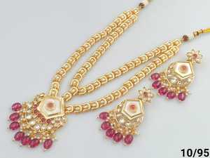 Conjunto gargantilla de collar de perlas Kundan tradicional dorado de lujo indio de dos capas con pendientes a juego para mujer y Niña - Product Image 5