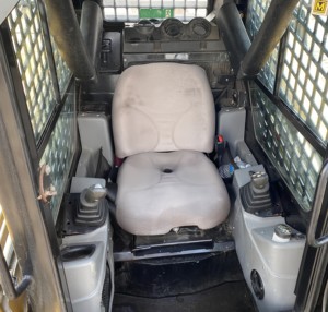 Expédition sans taxe dans tout le pays Équipement forestier ASV et construction Skid Steer RT120F Conditions de paiement sécurisées à vendre - Product Image 5