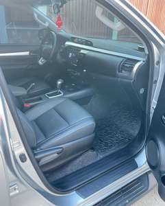 Toyota Hilux 2.8 4X4 2025, Equipamiento Completo, Listo para Enviar - Product Image 3