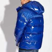 Veste à capuche matelassée bleue pour homme Hiver Automne Fermeture à glissière Toile unie OEM Traitement fini à bas taux