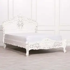 Французская кровать с серебряной отделкой, красиво вырезанный из тикового дерева, белого цвета для отеля и спальни