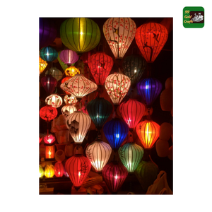 Linterna de seda hecha de seda natural y marco de metal perfecto para bodas, fiestas o festivales orgullosamente elaborados en Vietnam - Product Image 1