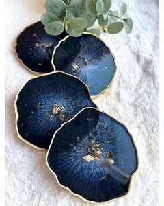 CRÉATION Dessous de verre en résine de luxe faits à la main Tampons carrés de couleur personnalisables pour ensemble de table Tapis de cuisine Meilleur prix - Product Image 6