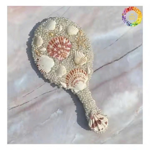 Espejo Cosmético de Concha Marina Hecho a Mano de Alta Calidad, Stock al por Mayor Disponible, Espejo de Concha Marina con Tema Playero para el Mercado Internacional - Product Image 2