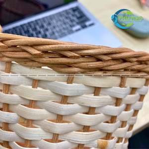 Cesta de mimbre de almacenamiento de pan de ratán artesanal vietnamita con fondo de madera para organización de cocina - Product Image 3