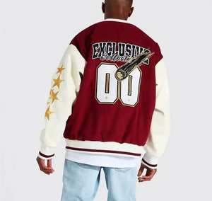 Streetwear personnalisé de haute qualité Veste universitaire pour hommes broderie en chenille lignes épurées et coupe flexible Veste universitaire pour hommes - Product Image 3