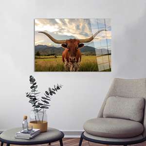 Elegante Arte de Vaca Texas Longhorn: Decoración de Pared en Lienzo Impreso, Arte en Vidrio Templado - Product Image 1