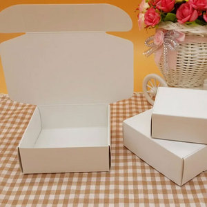 Noir Blanc Kraft Papier Cadeau Emballage Boîte Carton Boîte En Carton Savon Bijoux Bonbons Paquet Emballage Papier Boîte Petite - Product Image 2