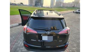 Ventes Flash 2020 : Toyota RAV4 XLE Berline d'occasion, automatique, sièges en cuir, toit ouvrant panoramique - Product Image 5