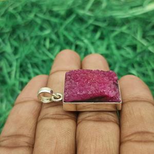 Venta al por mayor a granel de Plata de Ley 925 joyería fina hecha a mano Rosa rectángulo Druzy oro compromiso colgante encantos diamante número - Product Image 2