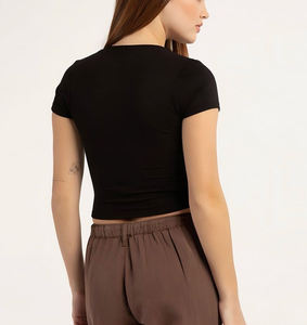 Venta al por mayor Mejor Material de alta calidad Mujeres Crop Top Camisas Precio razonable Bajo MOQ Mujeres Crop Top - Product Image 2