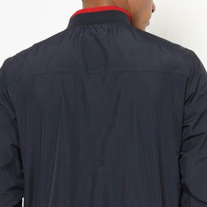 Vestes en Spandex Imperméables pour Homme de Style Unique pour Extérieur 2 Poches Latérales Personnalisées Vestes en Spandex pour Hommes - Product Image 4