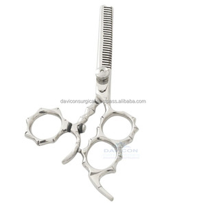 Tijeras de adelgazamiento de acero inoxidable duraderas y ergonómicas para estilistas de cabello Base de fuente de alimentación manual de instrumentos quirúrgicos - Product Image 2