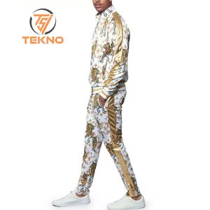 El chándal de sublimación moderno para hombre ofrece un diseño vibrante que absorbe la humedad y un ajuste deportivo para correr en el gimnasio o entrenar - Product Image 5