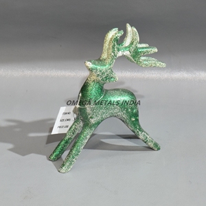 Figurine de cerf artistique en gros d'usine Look rustique vibrant parfait pour les décorations d'accent de salon et de vacances - Product Image 5