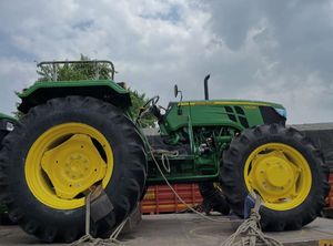 2024 John Deere รถแทรคเตอร์5067E ล้อสำหรับอุตสาหกรรมฟาร์ม - Product Image 5