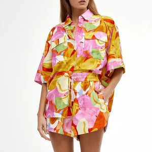 Pantalones cortos de camisa con botones sueltos con estampado gráfico de gran tamaño de verano para mujer, estampado Digital por encima de la rodilla para mayor comodidad y estilo - Product Image 5