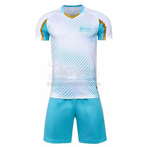 Camiseta y pantalones cortos de fútbol transpirables con logotipo personalizado, ropa deportiva profesional, uniforme de fútbol a la venta en línea - Product Image 1