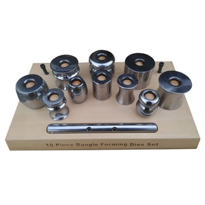 Juego de troqueles para formar brazaletes de 10 Uds. Con soporte de madera, herramientas de joyería, herramienta de joyería de alta calidad, la empresa más baja UE para hacer - Product Image 1