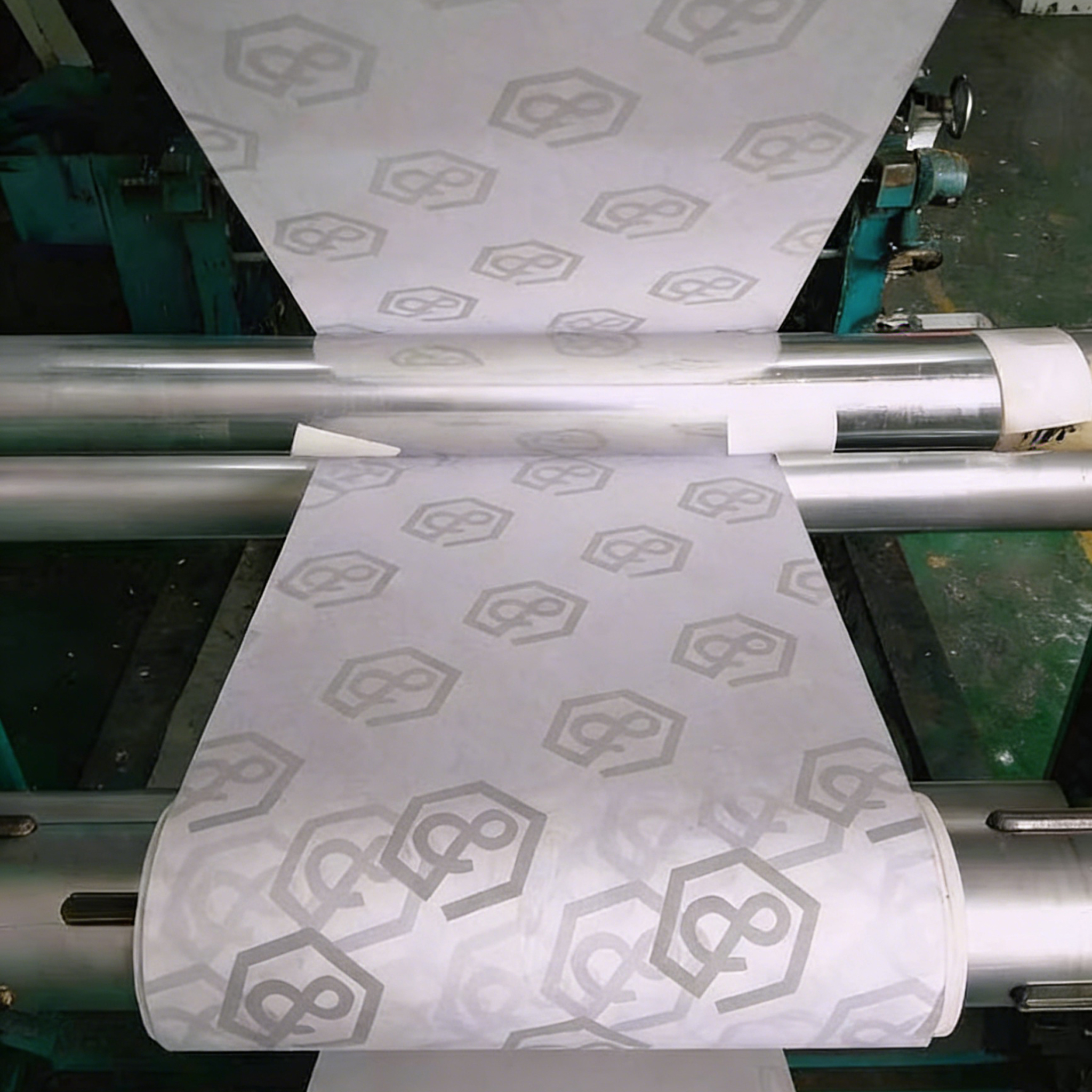 Transparent 17/28g Wrapping Tissue Paper for Flower Bouquet Gift Packaging OEM ODM