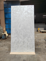 Panel de Pared Interior Decorativo Moderno Dorado Impermeable con Acabado Efecto Luz Diurna para Paredes Decorativas, Barras y Espacios Comerciales