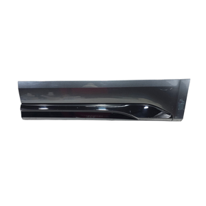 Moulure de porte arrière gauche AUDI Q5 Série (FYB) 80A853969A (17>) - Product Image 1