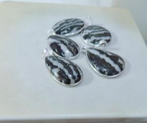 จี้อัญมณีสีเงินสเตอร์ลิง925สร้อยคอเงินทำมือเครื่องประดับหินบำบัดหลากสีจี้ Boho ที่ไม่เหมือนใคร - Product Image 1