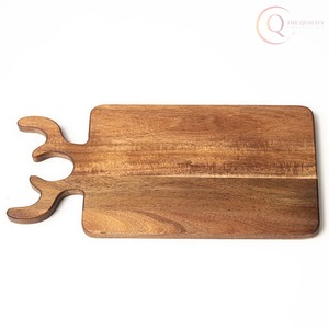 Planche à découper en bois de qualité supérieure pour une coupe fluide |   Écologique, antibactérien, compatible lave-vaisselle |   pour légumes et viande - Product Image 4