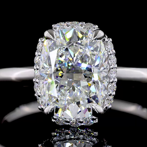 Anillo de Compromiso con Halo Oculto Brillante de Corte Cojín de 2.18 Ct en Oro Blanco de 14K, Diamante Cultivado en Laboratorio, Joyería Nupcial Hecha a Mano - Product Image 2